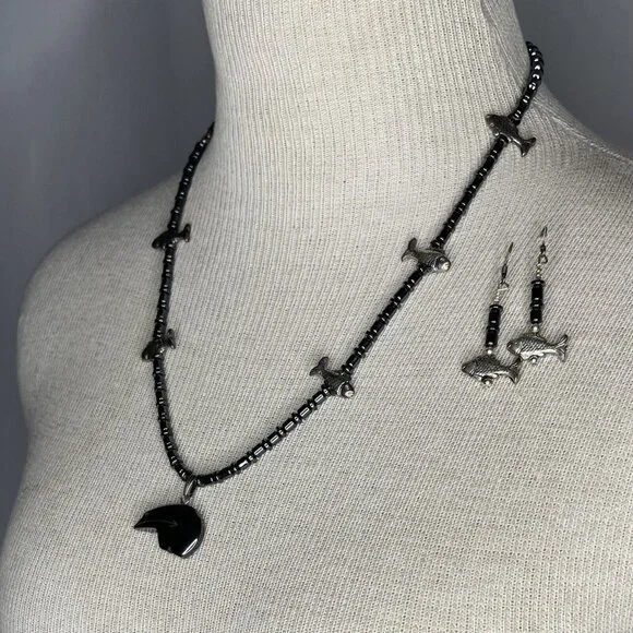 Southwest Hematite Native Fetish Bear w Fishes Set Necklace, Drop Earrings 21" L - Picture 5 of 7